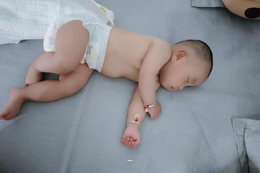 射阳宝宝老打喷嚏怎么办